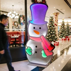Personnage, Objet Grand Format|Déco Et Objet Lumineux|KOOPMAN Bonhomme de neige lumineux Géant 735 LED (H180 cm) Infinity Multicolore