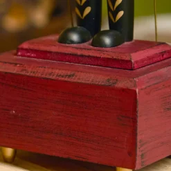 Père Noël, Animaux Et Personnage|KAEMINGK Boîte à musique (H30 cm) Casse noisette Timothé la royauté Vert et Bordeaux