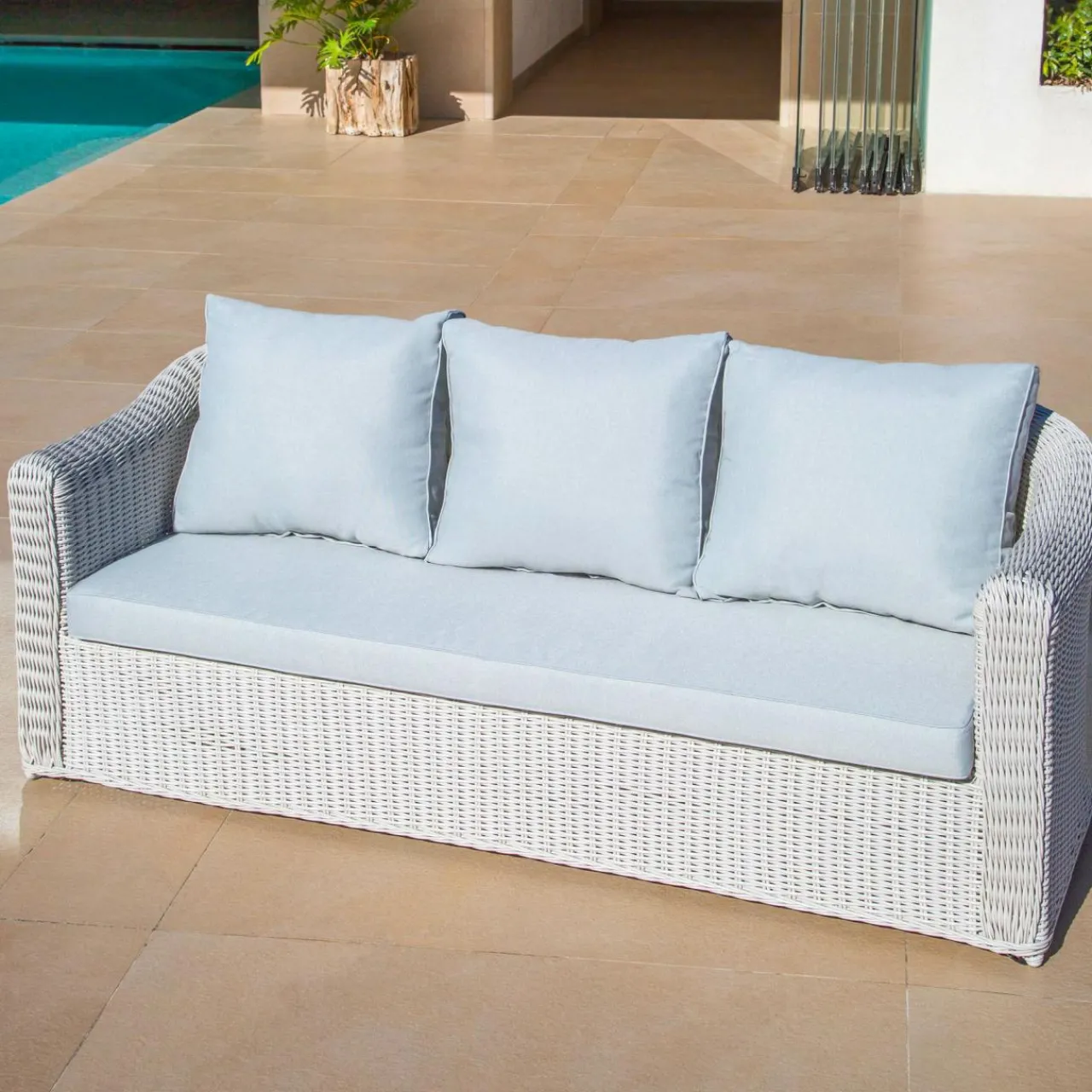 Canapé, Fauteuil Et Table Basse|MOBELLIA Canapé de jardin en résine tressée 3 places Calvi Blanc et gris clair Tressé Blanc - Gris clair