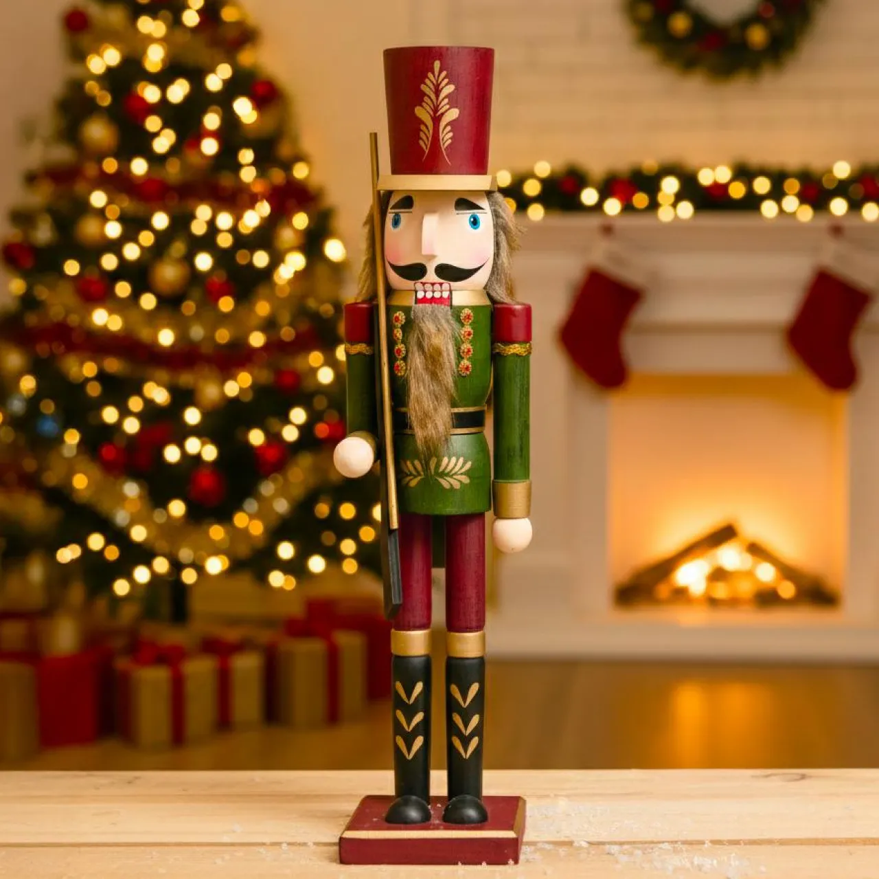 Père Noël, Animaux Et Personnage|KAEMINGK Casse-noisette en bois (H50 cm) Timothé la royauté Vert et Bordeaux