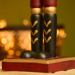 Père Noël, Animaux Et Personnage|KAEMINGK Casse-noisette en bois (H38 cm) Timothé la royauté Vert et Bordeaux