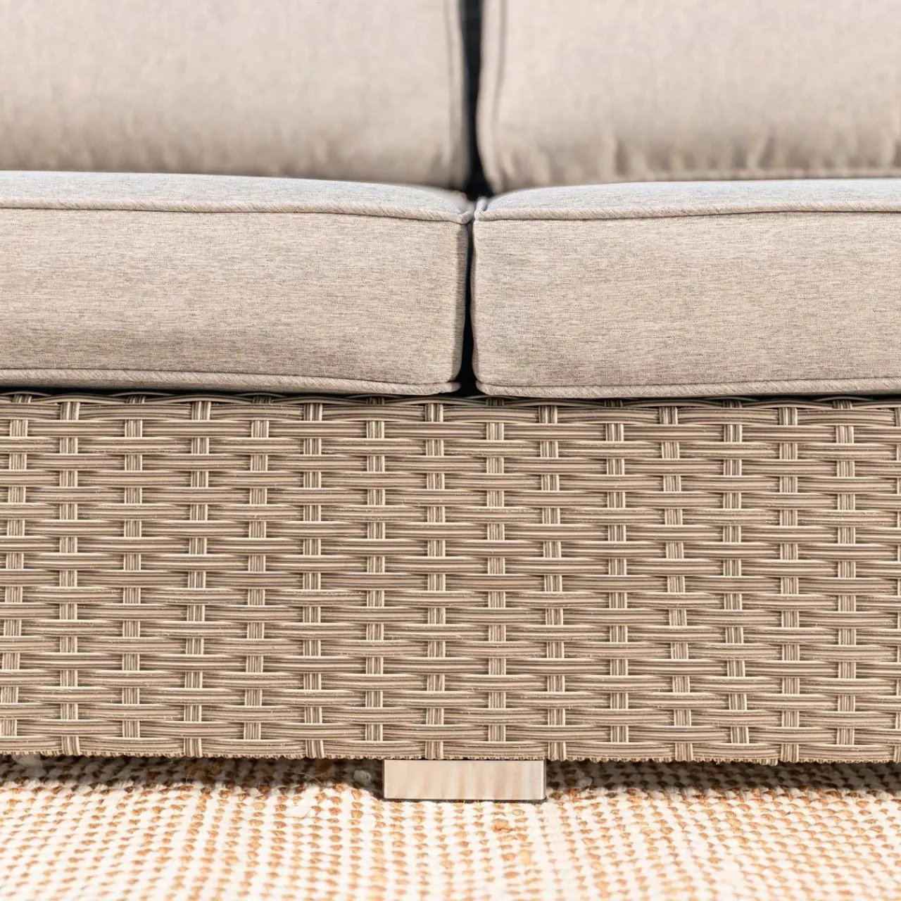 Canapé, Fauteuil Et Table Basse|MOBELLIA Chauffeuse de jardin en résine tressée 2 places Palma Gris et taupe Tressé Blanc - Taupe