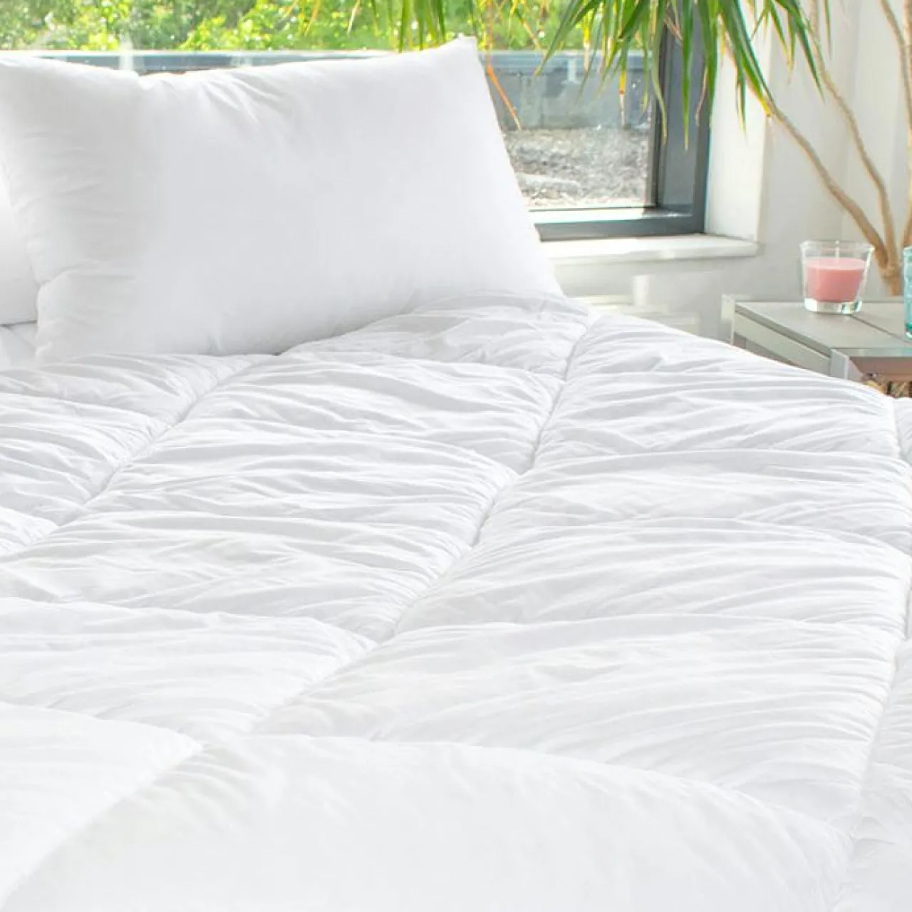 Couette, Oreiller, Traversin|EMINZA Couette Chaude (140 x 200 cm) Microfibre Lavable à 95°C he Blanc