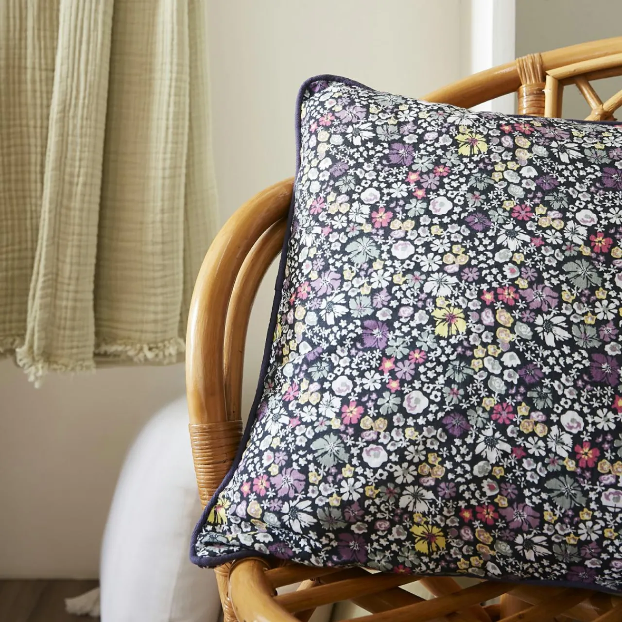 Coussin Et Housse|EMINZA Coussin carré gaze de coton (45 x 45 cm) Elya Violet