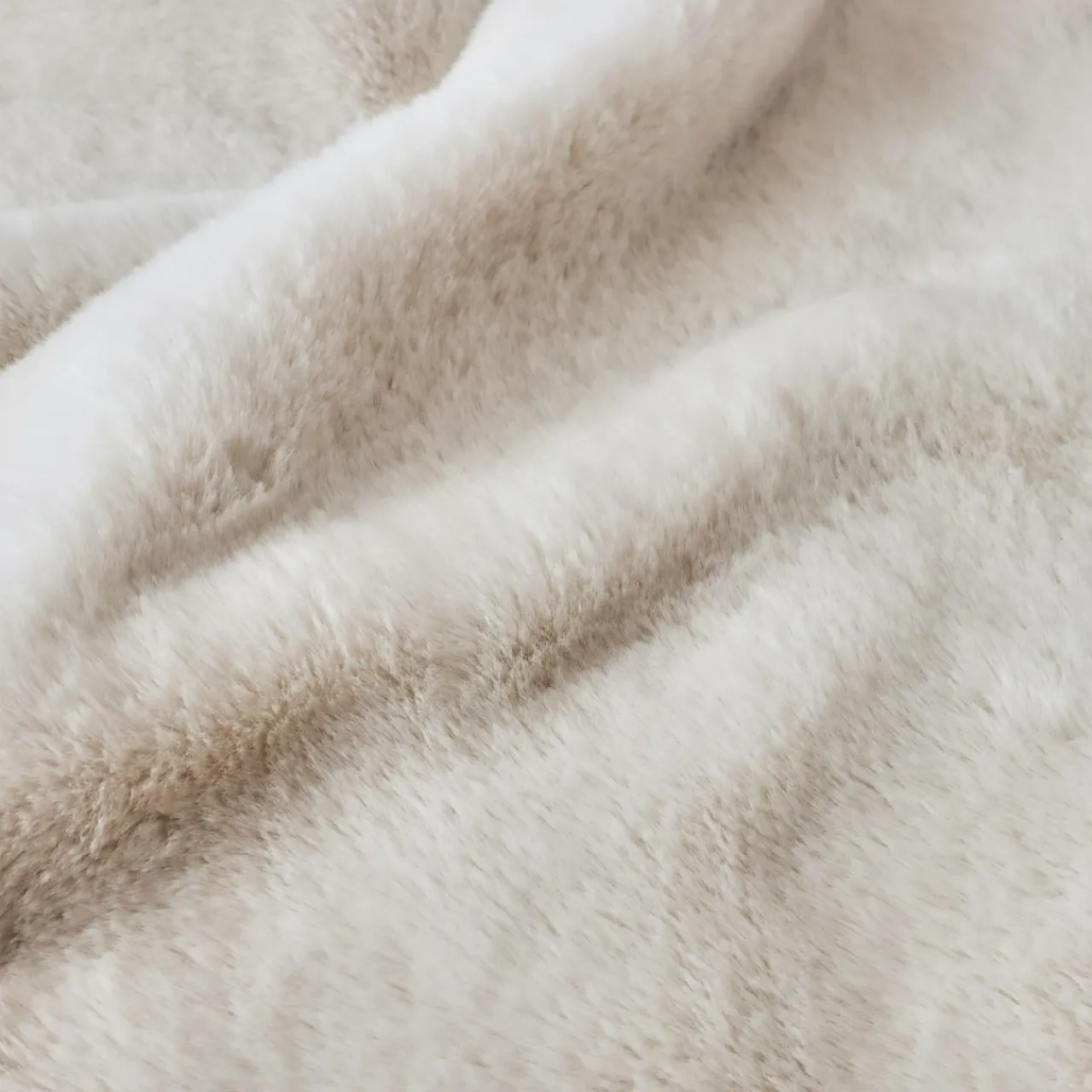 Coussin Et Housse|EMINZA Coussin rectangulaire fausse fourrure (40 x 60 cm) Finn Blanc