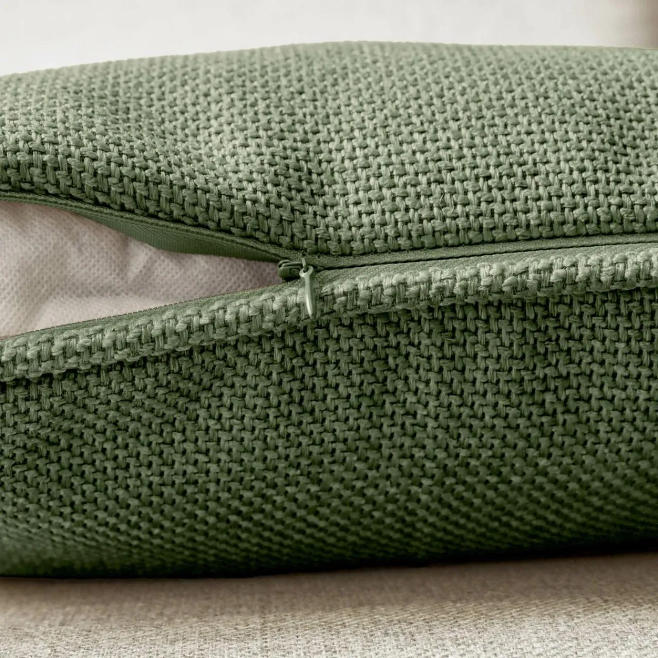 Coussin Et Housse|EMINZA Coussin rectangulaire tissé (40 x 60 cm) Alba Vert kaki