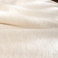 Couvre-Lit Et Édredon|douceur d'intu017drieur Couvre-lit effet sherpa (240 x 220 cm) Calinou Ecru