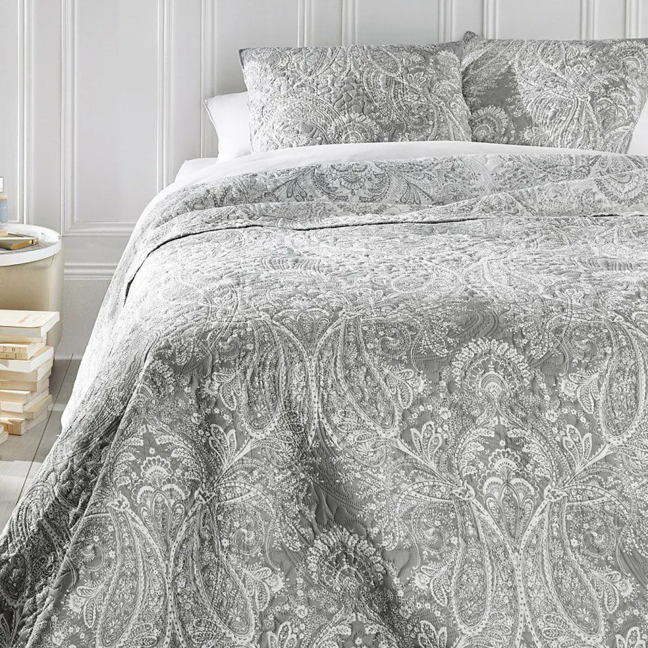 Couvre-Lit Et Édredon|ATMOSPHERA Couvre-lit et taies d'oreiller (240 x 260 cm) Marie Gris clair