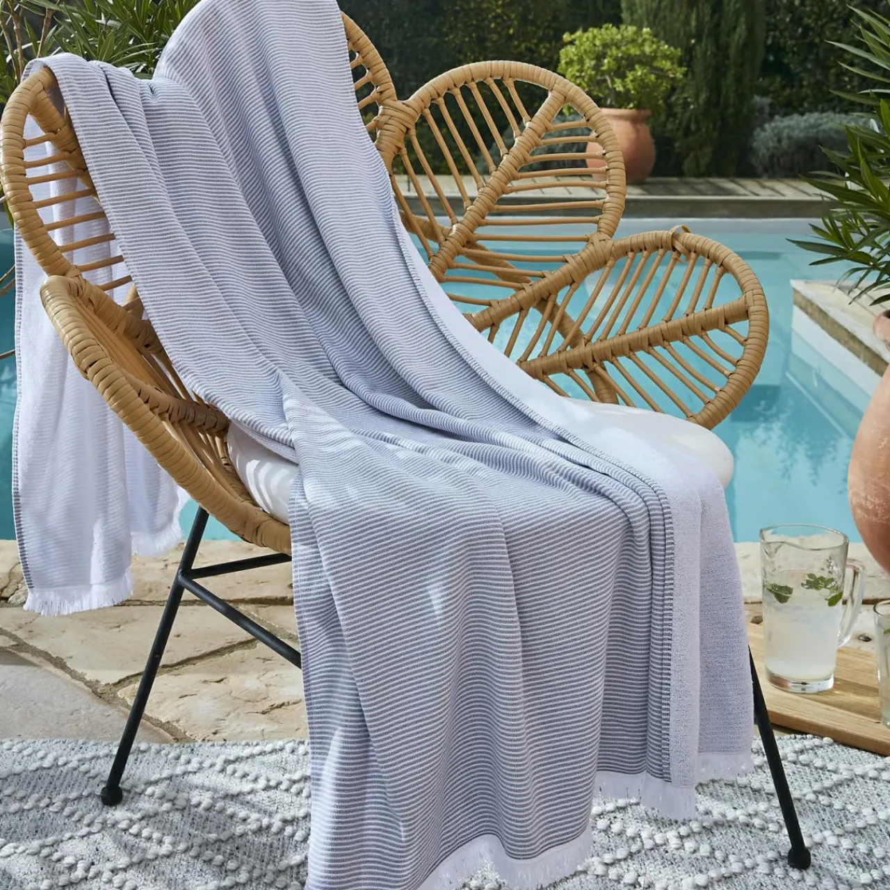 Linge De Bain|Fouta|L'effet papillon Fouta coton et éponge (95 x 180 cm) Naël galet Gris