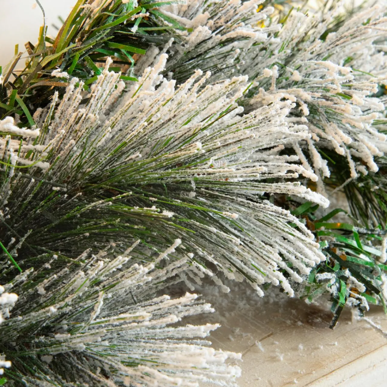 Sapin Grande Taille|Guirlande En Sapin Artificiel|EMINZA Guirlande de sapin lumineuse (180 cm - D25) Edmonton Vert enneigé et blanc chaud Sapin enneigé lumineux