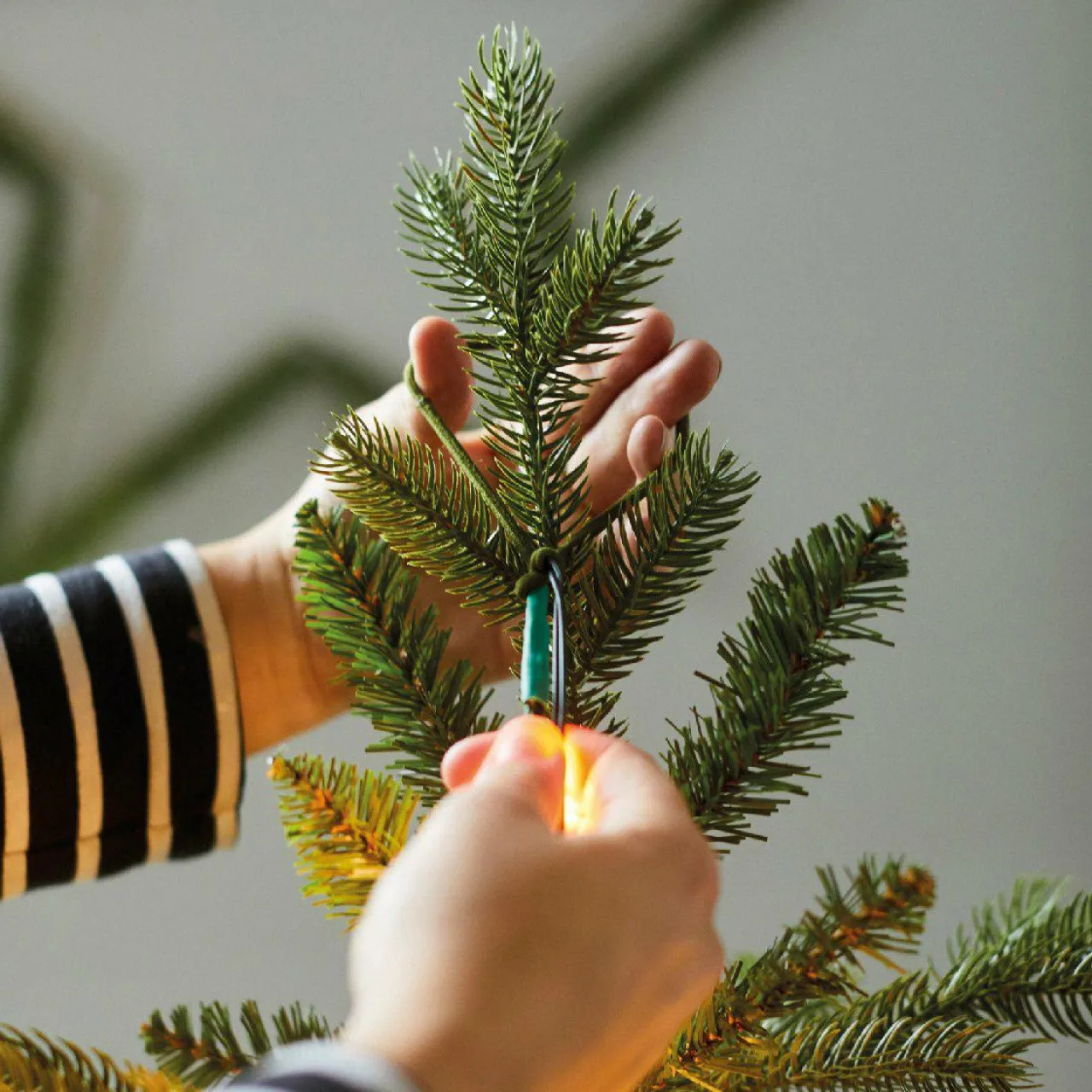 Guirlande Lumineuse|KAEMINGK Guirlande rideau pour sapin H2,10 m 672 Micro LED câble argent Blanc chaud Blanc Chaud - câble argent