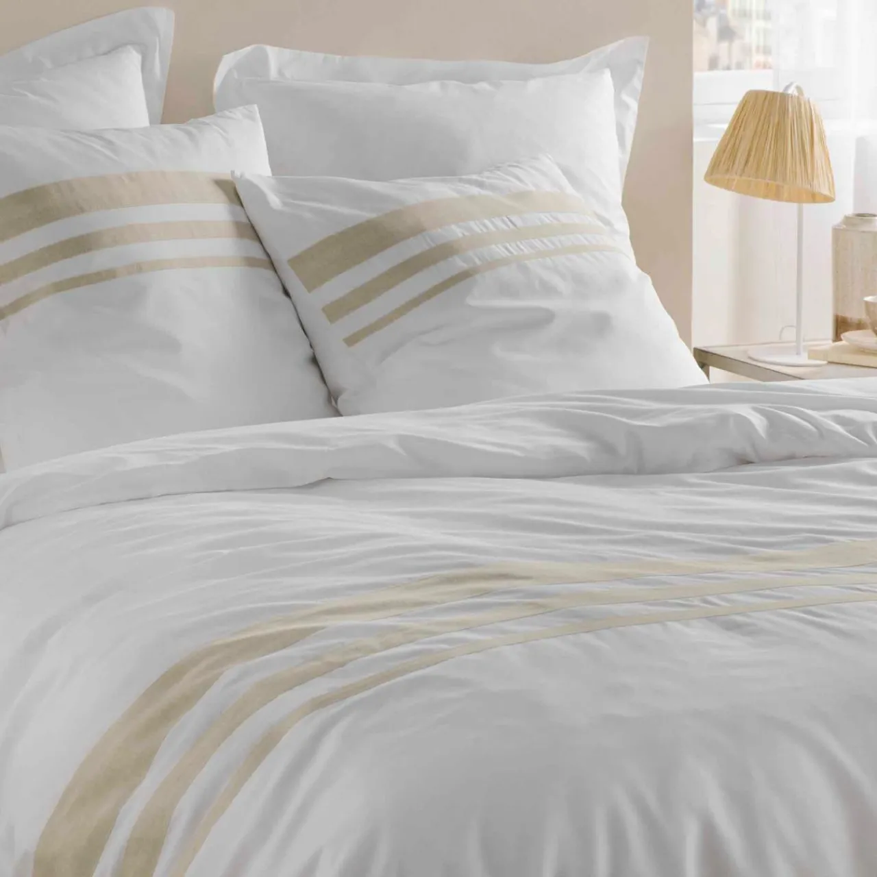 Parure De Lit|Housse De Couette|DOUCEUR D'INTERIEUR Housse de couette et deux taies coton (240 x 220 cm) Margaux he Blanc