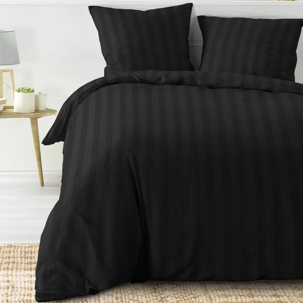 Parure De Lit|Housse De Couette|douceur d'intu017drieur Housse de couette et deux taies microfibre (240 x 220 cm) Cleo e Noir
