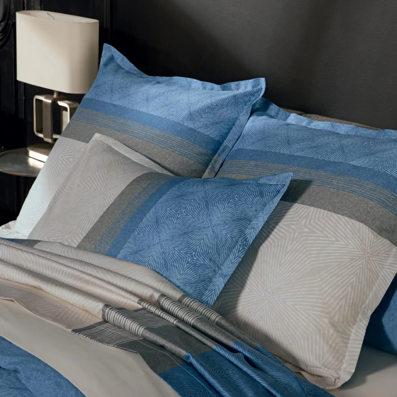 Housse De Couette|TRADI LINGE Housse de couette satin de coton (260 x 240 cm) Tiago e Bleu