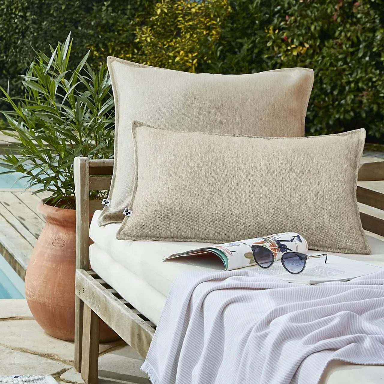 Accessoires Et Coussins|Coussin Déco D'Extérieur|L'effet papillon Housse de coussin extérieur rectangulaire (40 x 60 cm) Naia Beige Sable