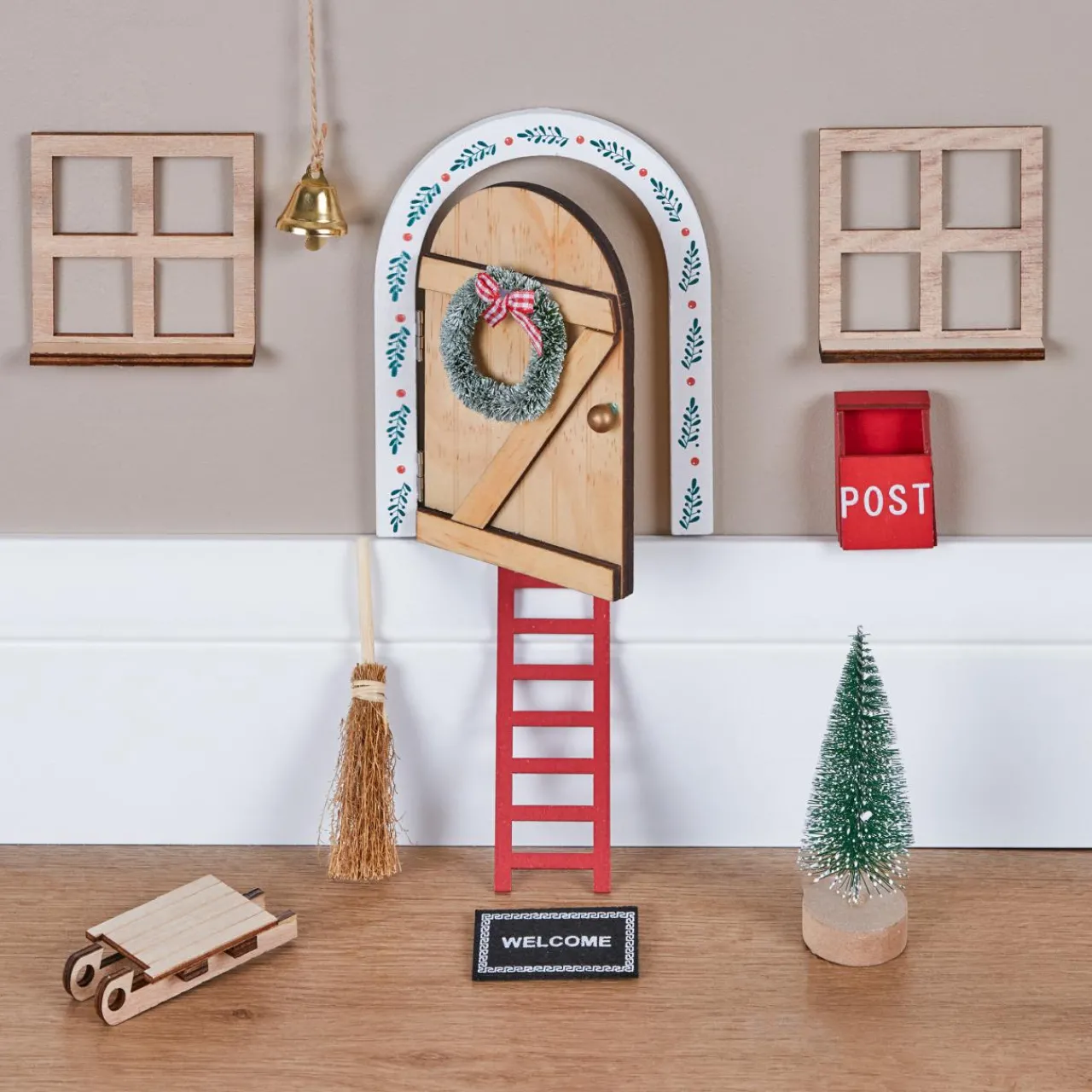 Déco Et Objet De Noël|JJA Lot de 10 accessoires déco en bois (H17 cm) Porte de petite souris Multicolore