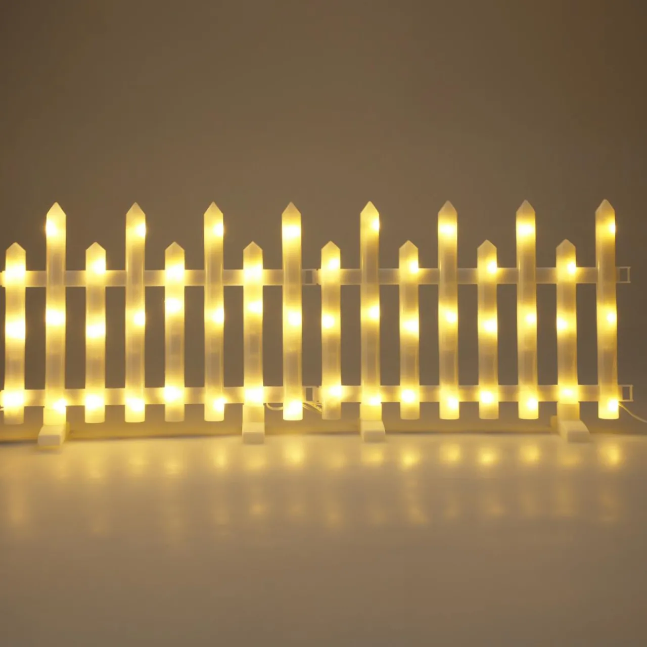 Personnage, Objet Grand Format|Déco Et Objet De Noël|KOOPMAN Lot de 8 barrières lumineuses 192 LED (2,80 m x H25 cm) Féerie Blanc chaud