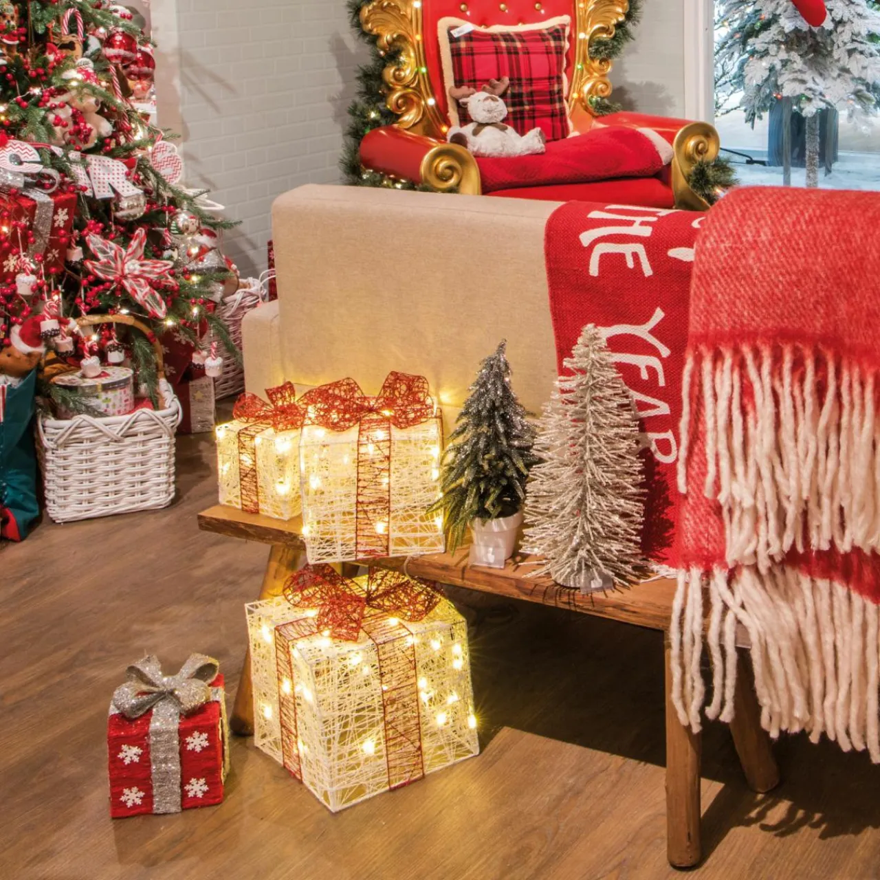 Déco Et Objet De Noël|Déco Et Objet Lumineux|EMINZA Lot de 3 cadeaux lumineux 65 LED (H25 cm) Santa blanc et Blanc chaud