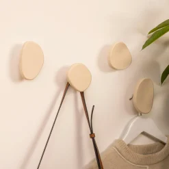 Rangement D'Entrée|Atmosphera, cru017dateur d'intu017drieur Lot de 4 patères murales bois (H10 cm) Karen Ivoire