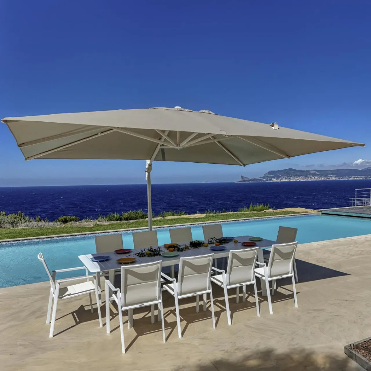 Parasol|MOBELLIA Parasol déporté rectangulaire aluminium (4 x 3 m) Yucatan Blanc et Taupe