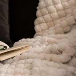 Plaid Et Jeté|Atmosphera, cru017dateur d'intu017drieur Plaid fausse fourrure (120 x 160 cm) Adriel Beige