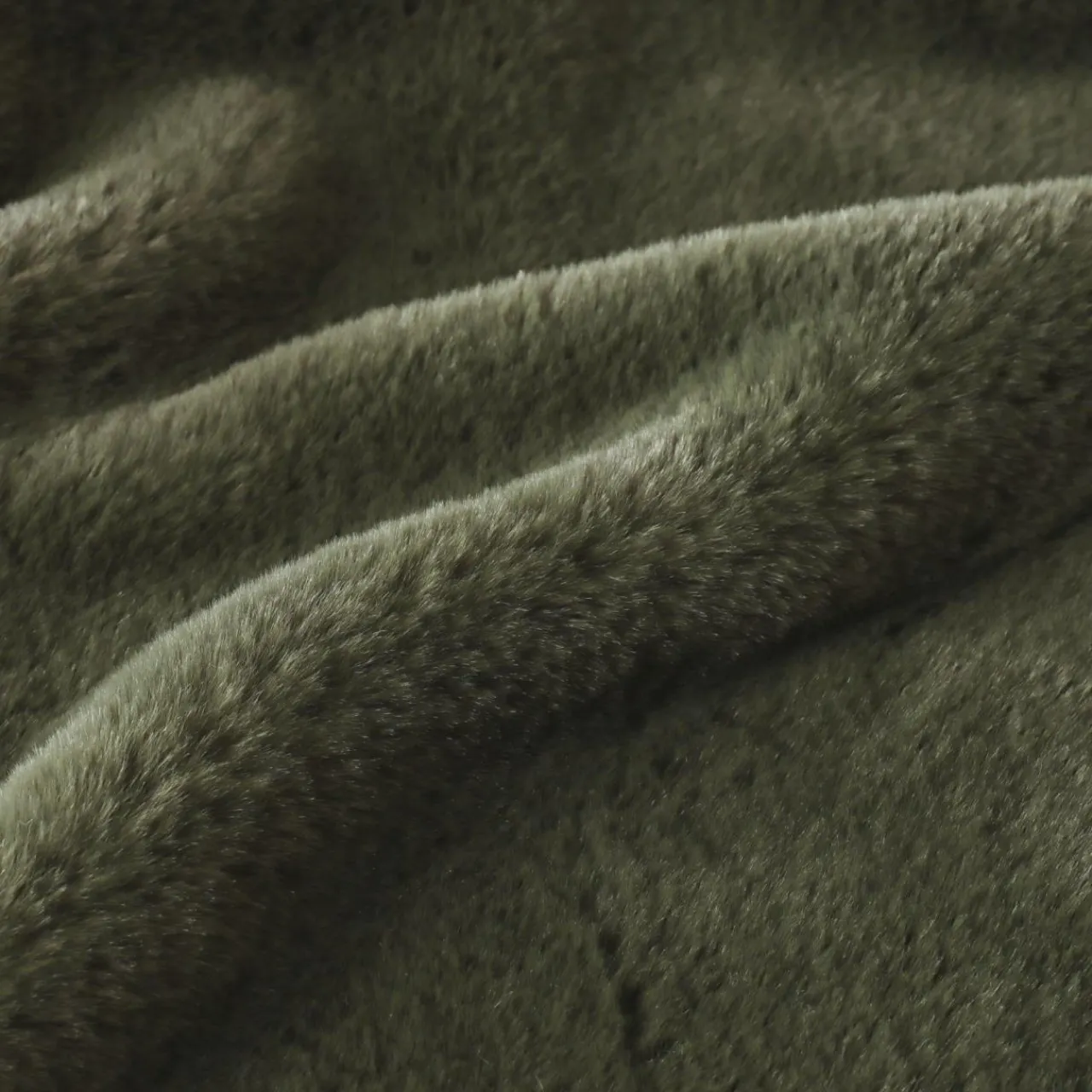 Plaid Et Jeté|EMINZA Plaid fausse fourrure (140 x 200 cm) Finn Vert kaki