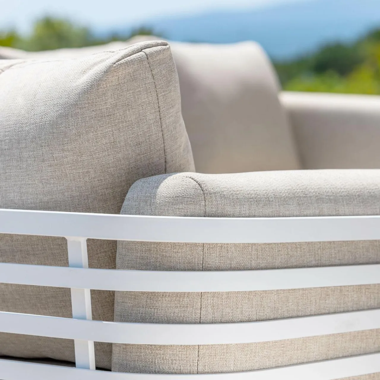 Salon De Jardin|MOBELLIA Salon de jardin aluminium 5 places 4 pcs Monte Carlo Blanc et taupe Blanc - Taupe