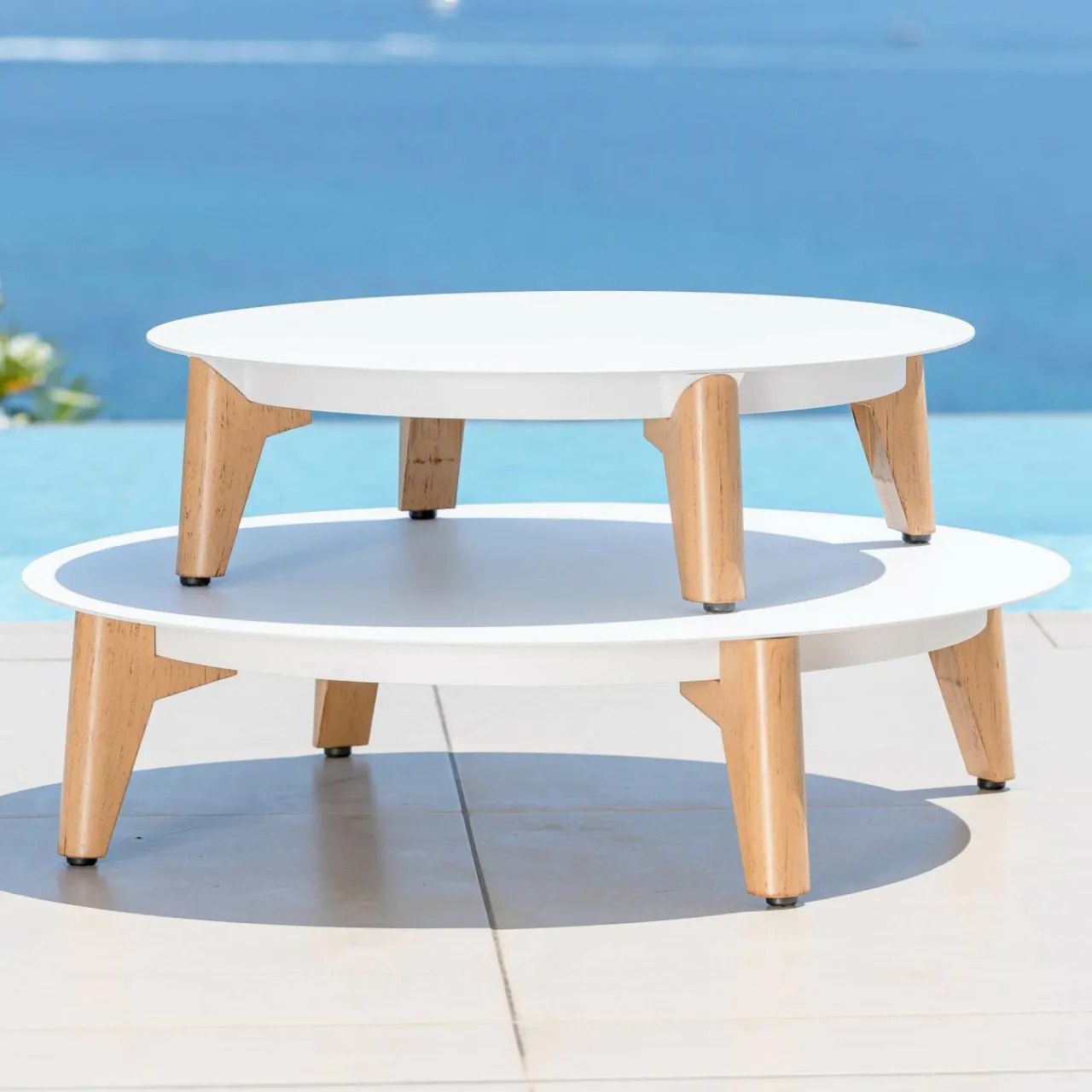 Salon De Jardin|MOBELLIA Salon de jardin aluminium 8 places 6 pcs Monte Carlo Blanc et beige Blanc - Beige