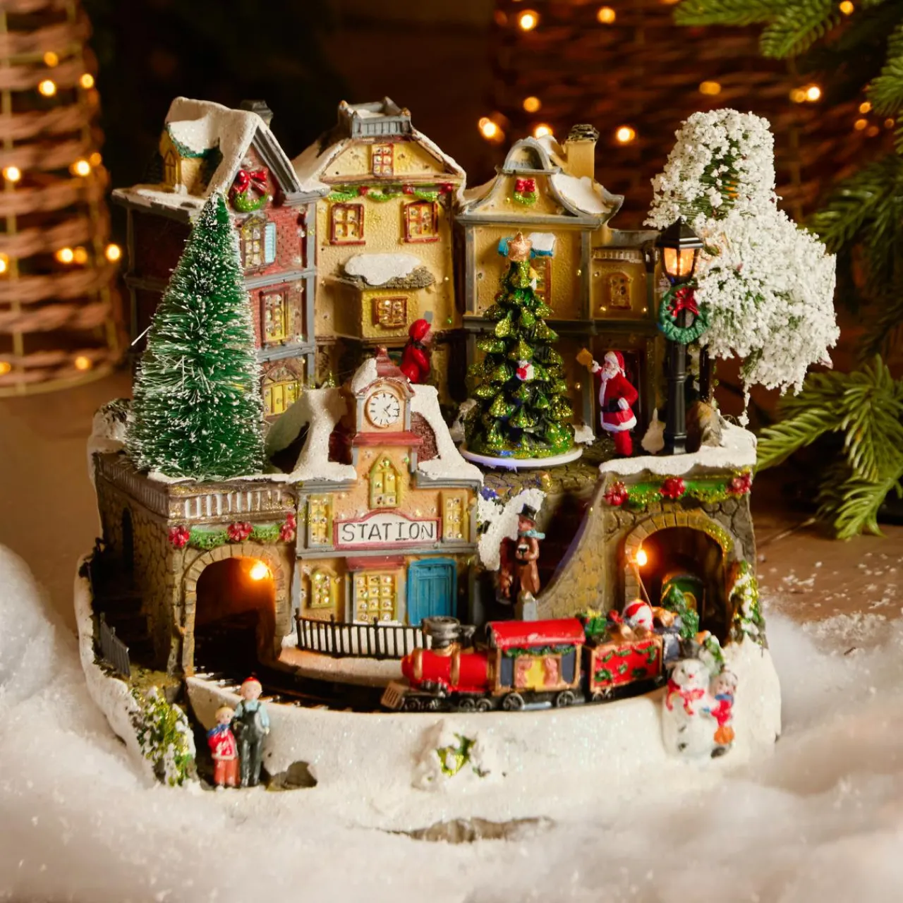 Village De Noël Lumineux|KAEMINGK Scène de vie illuminée Lausanne city