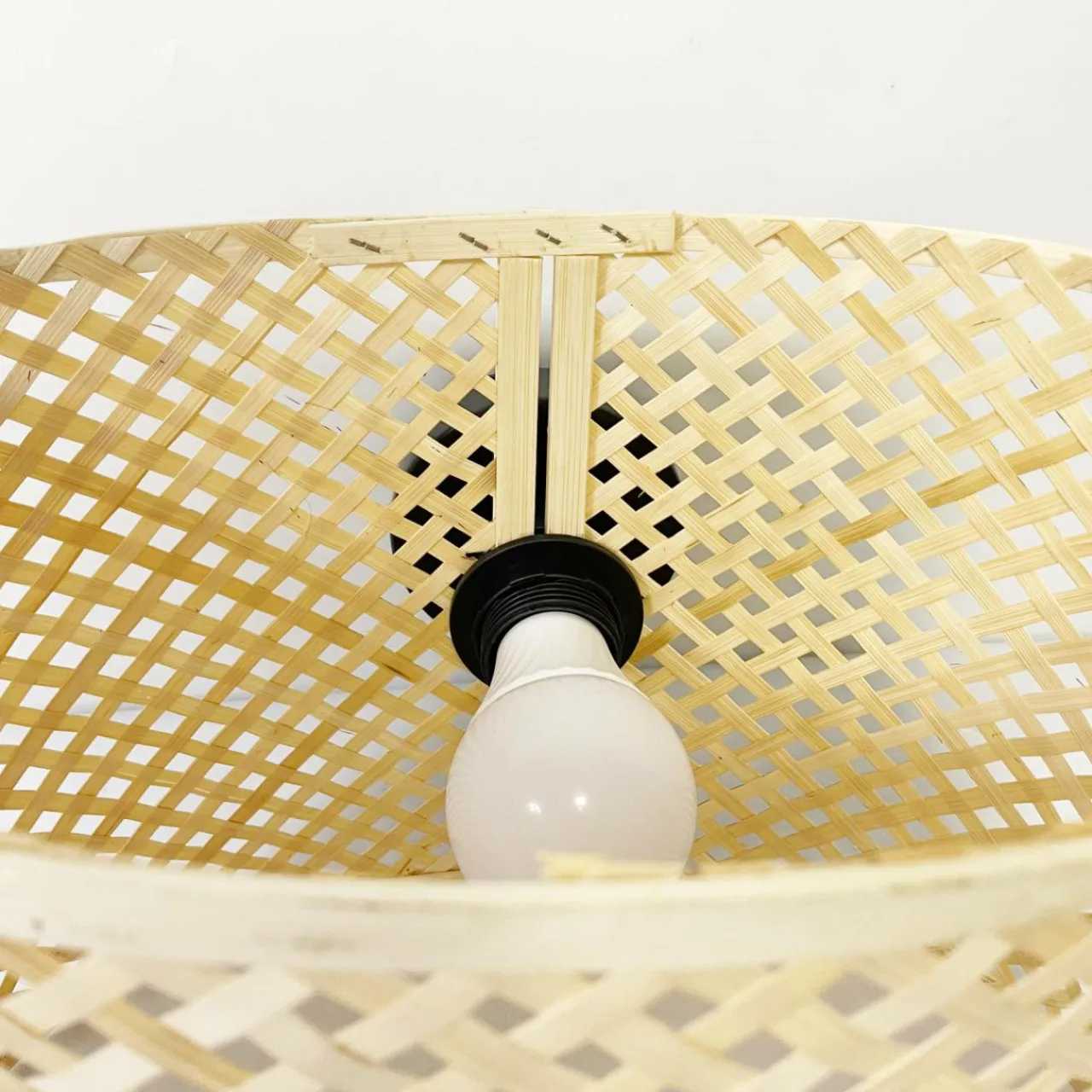 Lampe Suspension|EMINZA Suspension lumineuse en bambou (D40 cm) Estepona Noir et Naturel