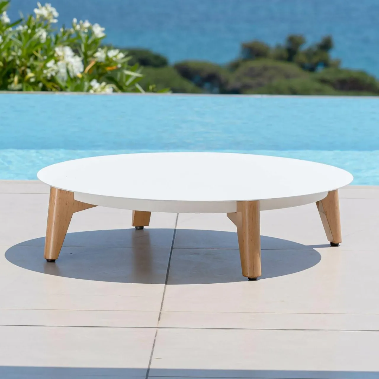 Canapé, Fauteuil Et Table Basse|MOBELLIA Table basse de jardin ronde (D86 cm) Monte Carlo Blanc