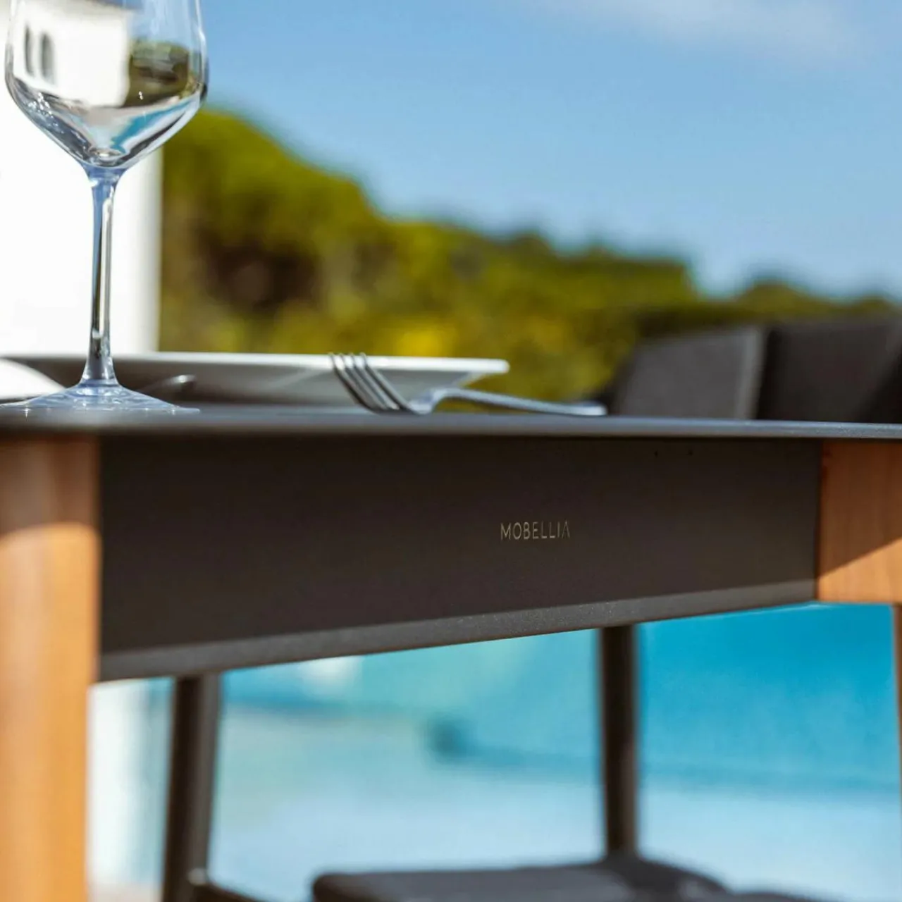 Table De Jardin|Salon De Balcon|MOBELLIA Table de jardin carrée en aluminium 2 places (76 x 76 cm) Monte Carlo Gris Anthracite