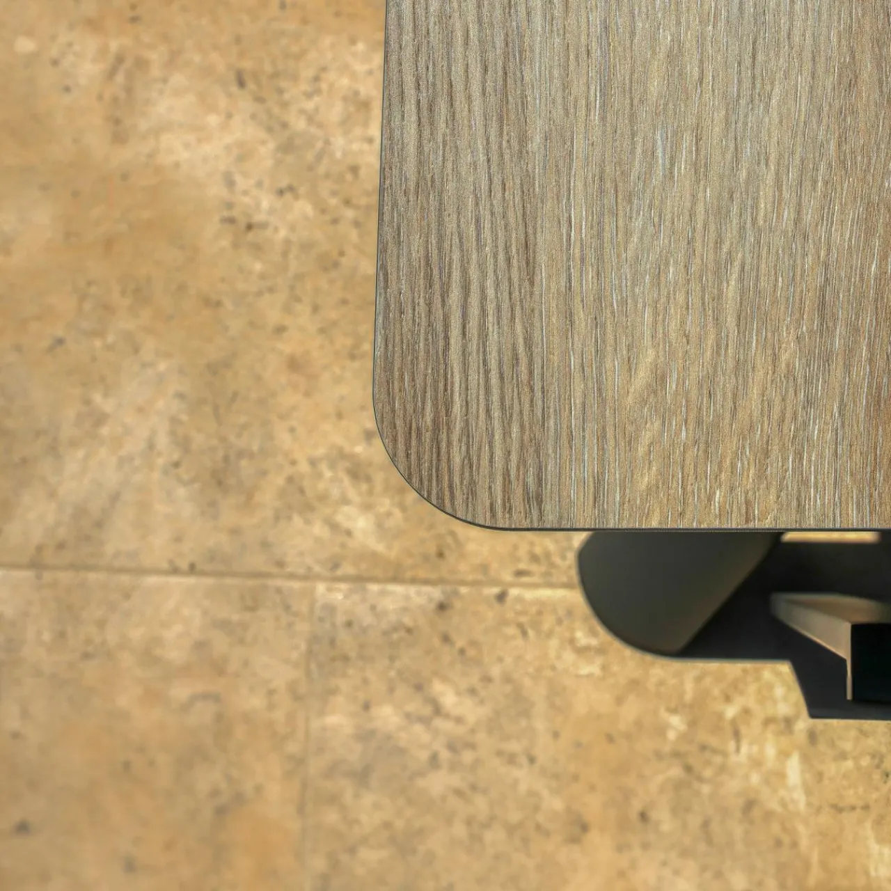 Table De Jardin|Salon De Jardin|MOBELLIA Table de jardin carrée en aluminium 8 places (136 x 136 cm) Amalfi Gris Anthracite