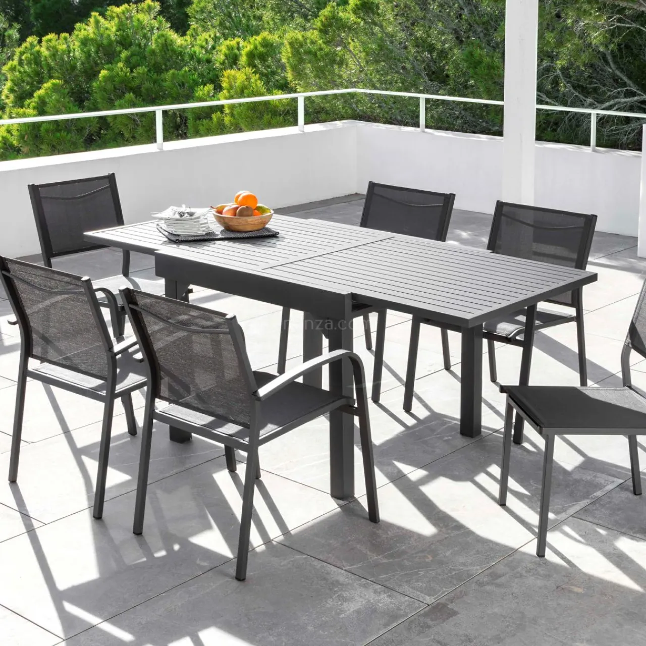 Table De Jardin|Salon De Balcon|MOBELLIA Table de jardin extensible en aluminium 8 places (90/180 x 90 cm) Murano Gris Anthracite