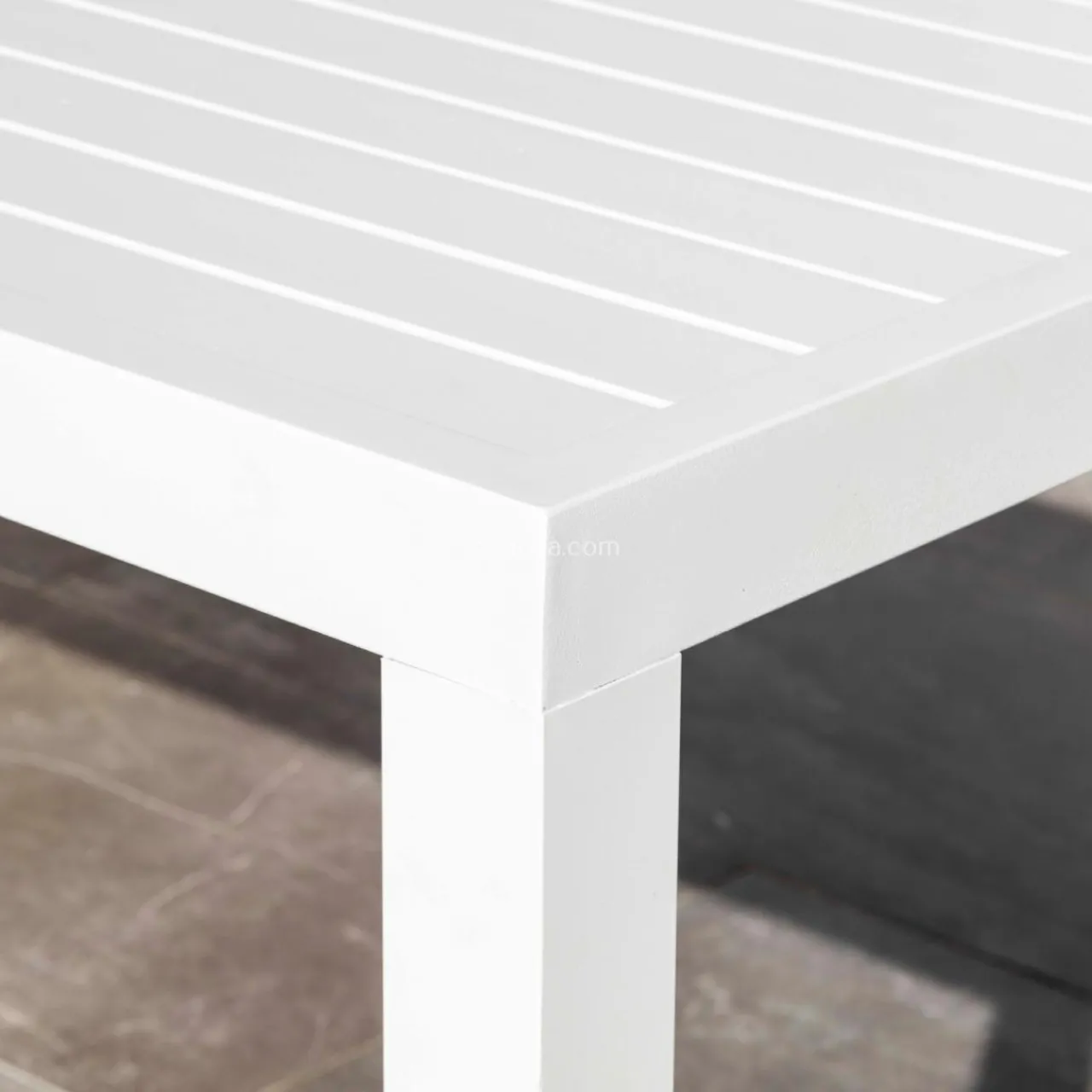 Table De Jardin|Salon De Balcon|MOBELLIA Table de jardin haute en aluminium 6 places (160 x H105 cm) Murano Blanc