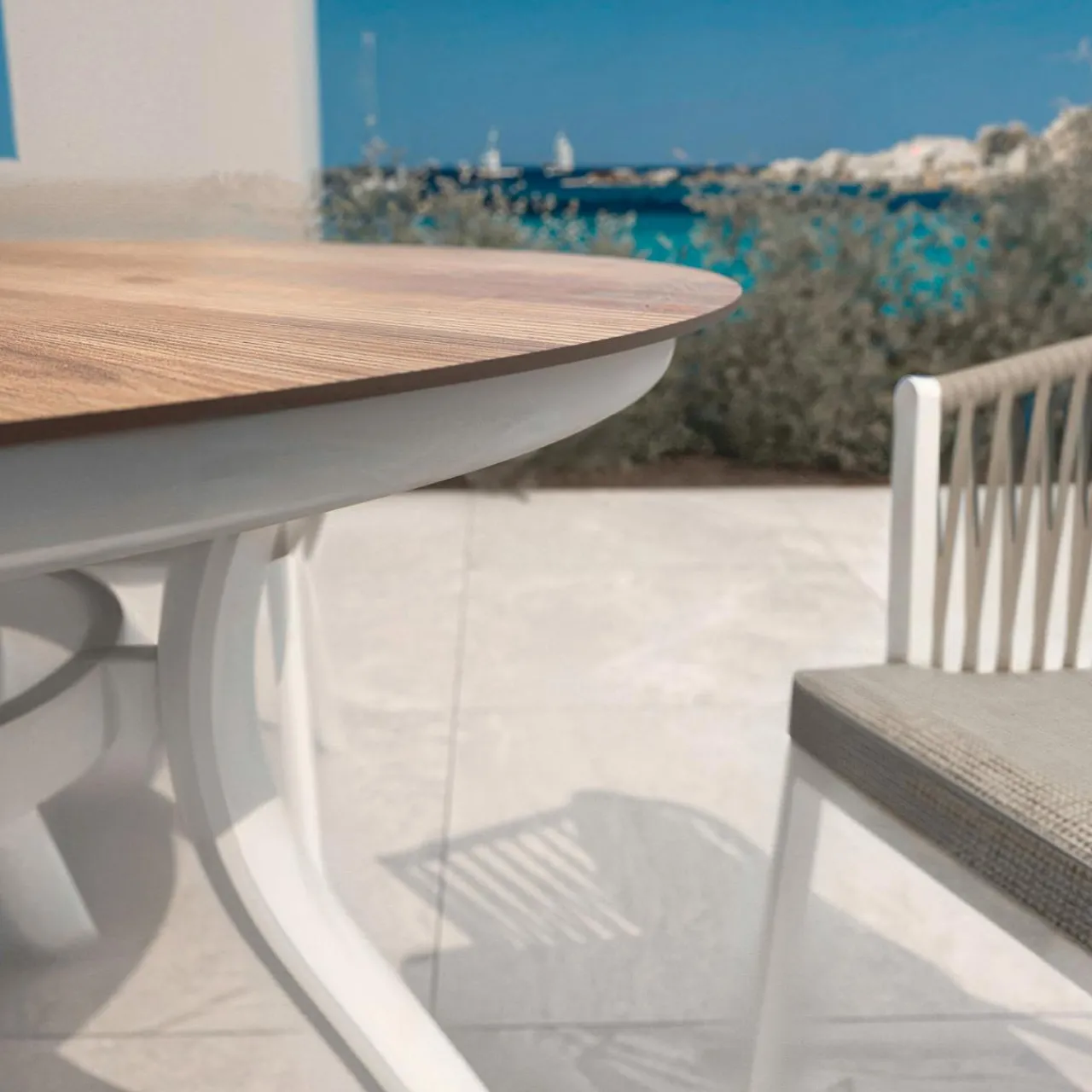 Table De Jardin|Salon De Jardin|MOBELLIA Table de jardin ronde en aluminium 6 places (D120 cm) Amalfi Blanc