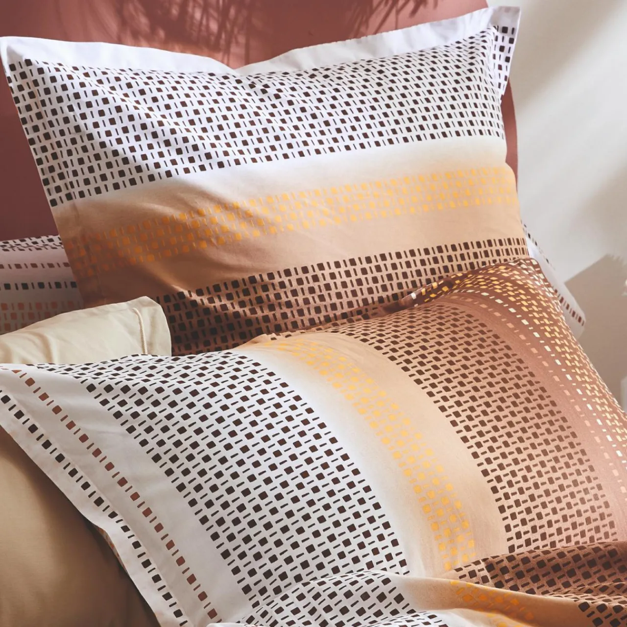 Taie D'Oreiller, Traversin|TRADILINGE Taie d'oreiller carrée coton (65 x 65 cm) Niagara châtaigne Marron