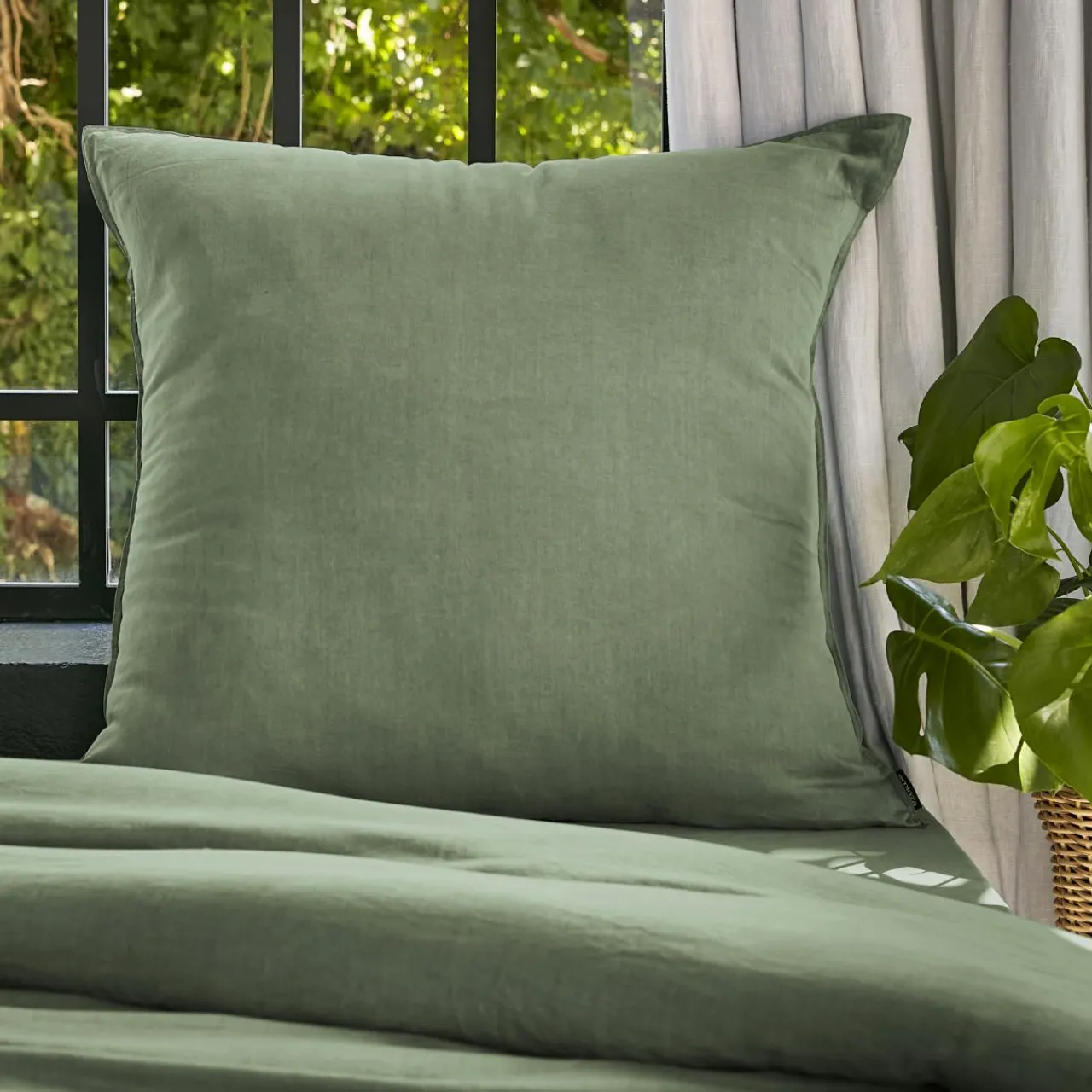 Taie D'Oreiller, Traversin|EMINZA Taie d'oreiller carrée lyocell Tencel™ lavé (80 x 80 cm) Olivia Vert romarin