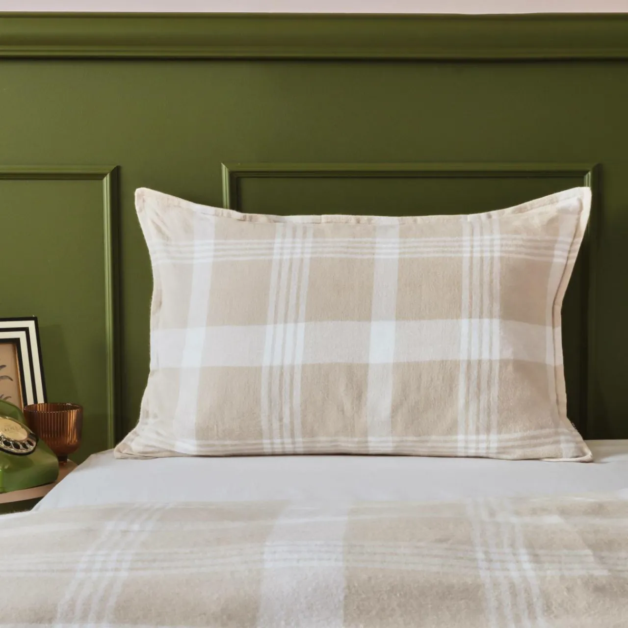 Taie D'Oreiller, Traversin|EMINZA Taie d'oreiller rectangulaire flanelle de coton (50 x 80 cm) Nina carreaux Beige Carreau Beige