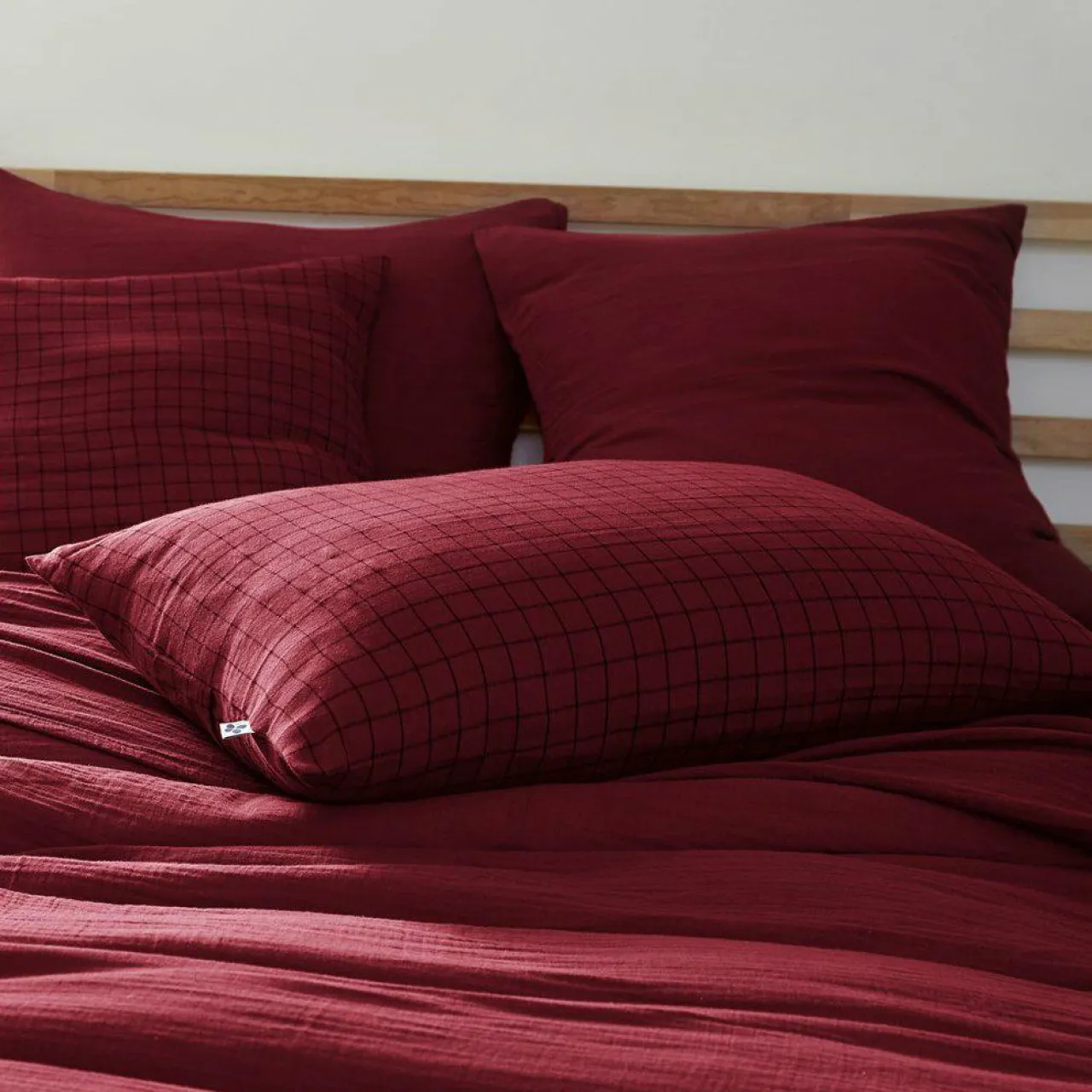 Taie D'Oreiller, Traversin|EMINZA Taie d'oreiller rectangulaire gaze de coton (50 x 70 cm) Gaïa Mix Lie de vin Bordeaux