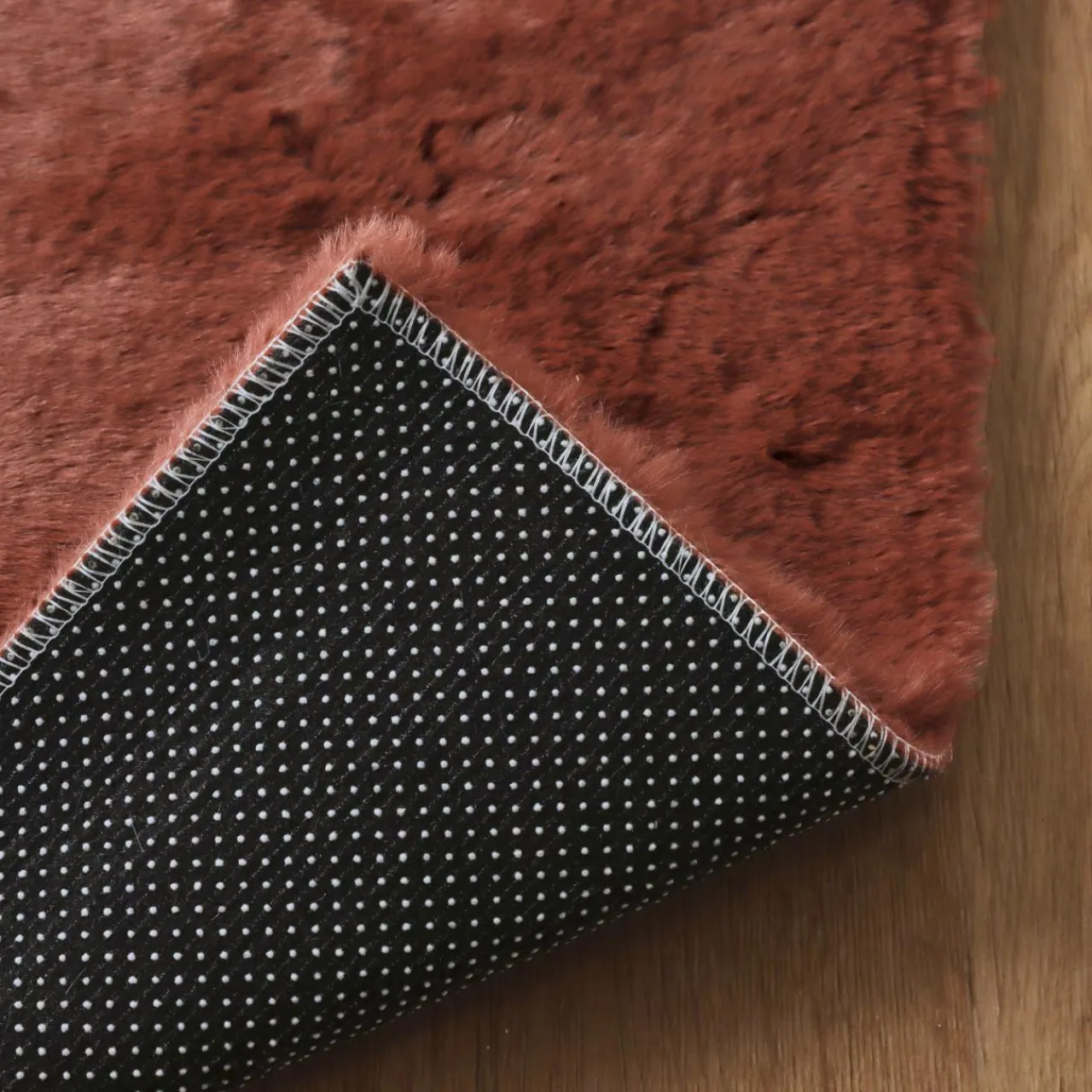 Tapis De Chambre/Salon|EMINZA Tapis rectangulaire fausse fourrure (140 x 200 cm) Finn Terracotta