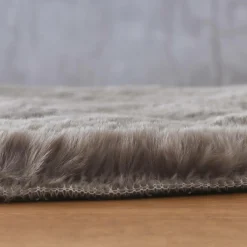 Tapis De Chambre/Salon|EMINZA Tapis rectangulaire fausse fourrure (140 x 200 cm) Finn Taupe