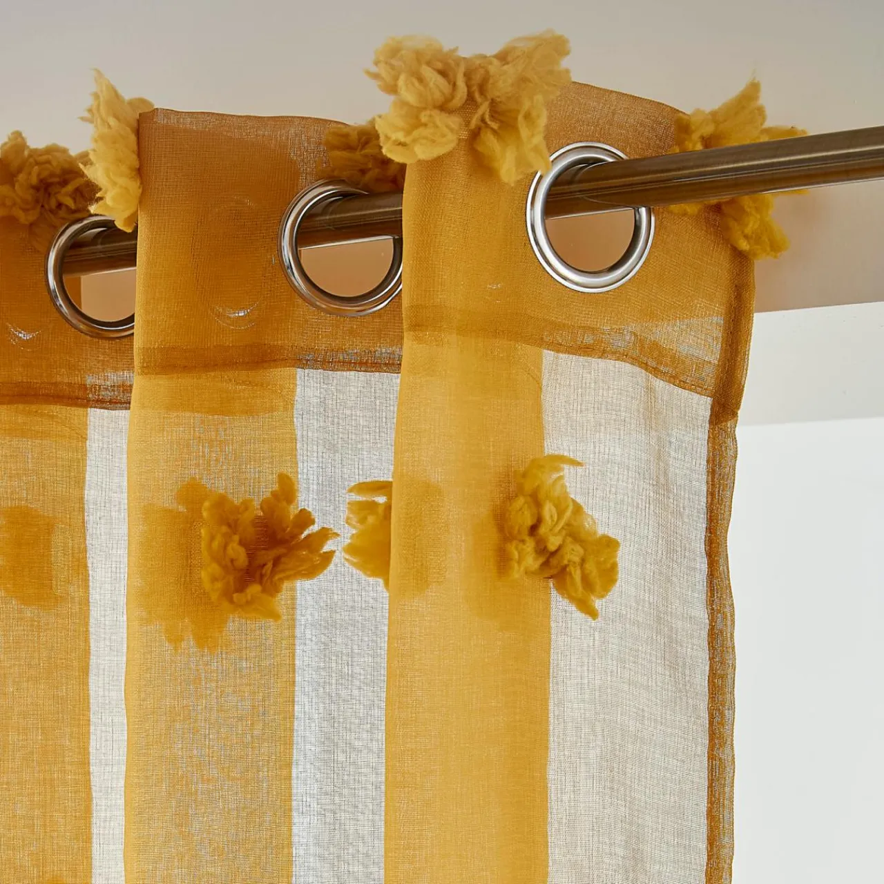 Voilage|EMINZA Voilage oeillets pompons (140 x 240 cm) Suzie Jaune moutarde